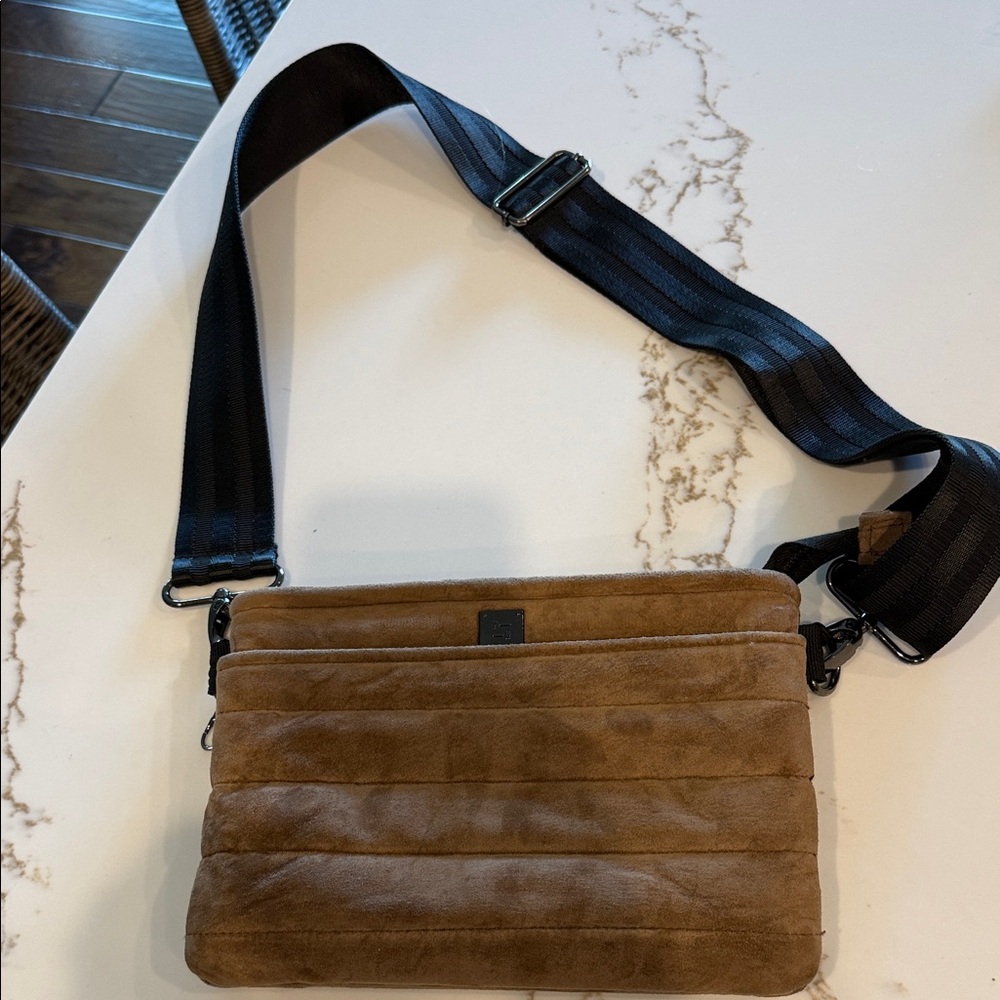 Think Rolyn yacht bag brown suede